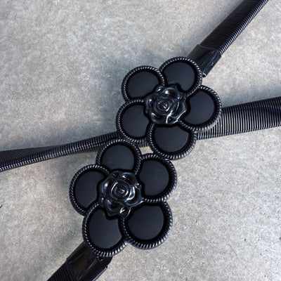 CINTURÓN NEGRO de MUJER ELASTIZADO en METAL (Mod. flores)
