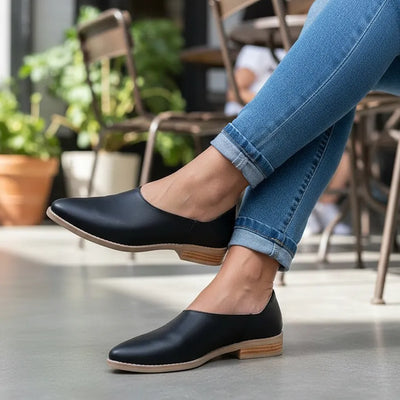 CHATITAS GILLY NEGRO LISO PUNTA FINA