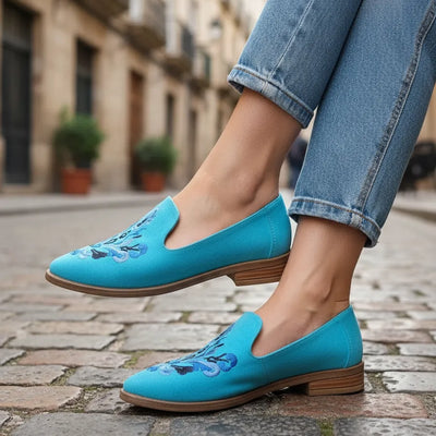 ZAPATOS MOCASINES BAJOS PATI TURQUESA GAMUZA BORDADA