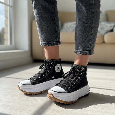 ZAPATILLAS BOTITAS MARVEL NEGRO ACORDONADAS en LONA