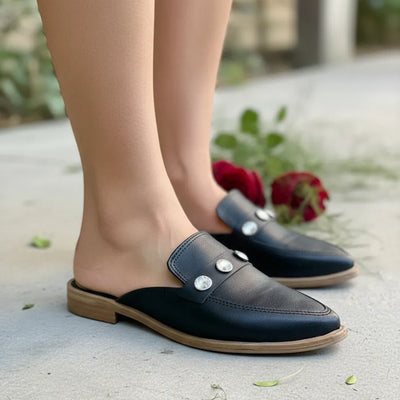 ZUECOS OMIMBI NEGRO SIMIL CUERO Tipo SLIPPERS