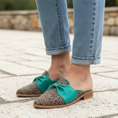 ZUECOS SABRINA CHITA PELO MOÑO VERDE Tipo SLIPPERS