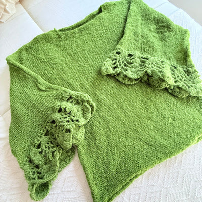 SWEATER MONARCA VERDE OLIVA TEJIDO EN LANA MOHAIR con MANGAS CROCHET