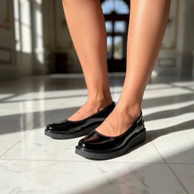 AGNES - ZAPATOS TACO CHINO en NEGRO CHAROL