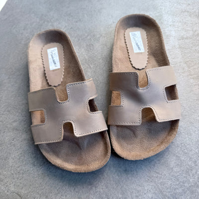 SANDALIAS FAJA HERMES NATURAL CAPELLADA CUERO