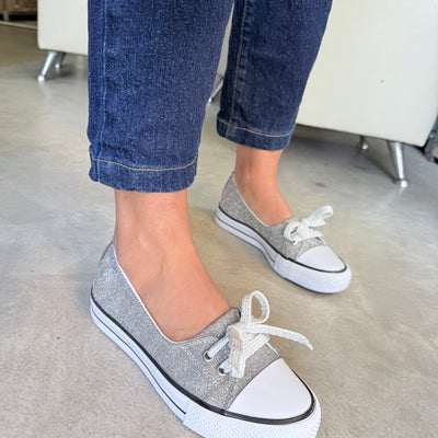 ZAPATILLAS CHATAS NARCIZA PELTRE ACORDONADAS DE LONA CON GLITTERS