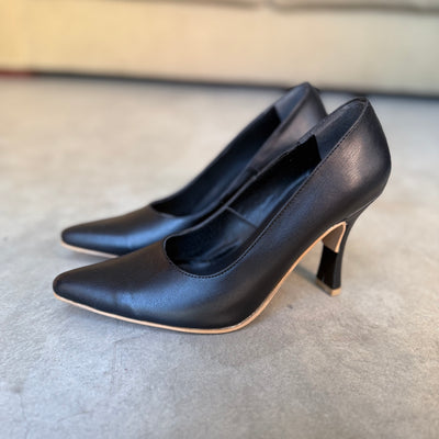 ZAPATO DAMARIS STILETTO PU PUNTA FINA (Negro)