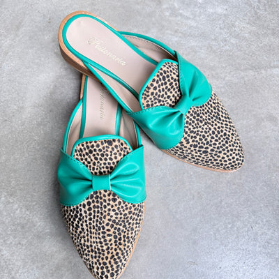 ZUECOS SABRINA CHITA PELO MOÑO VERDE Tipo SLIPPERS