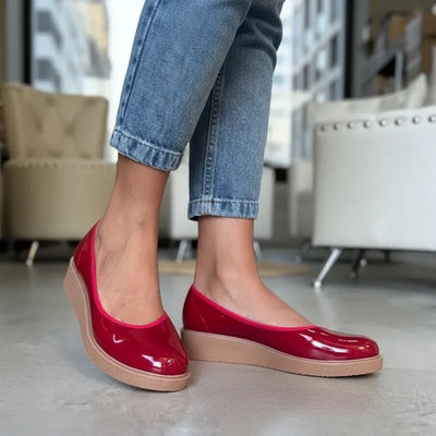 AGNES - ZAPATOS TACO CHINO en ROJO CHAROL