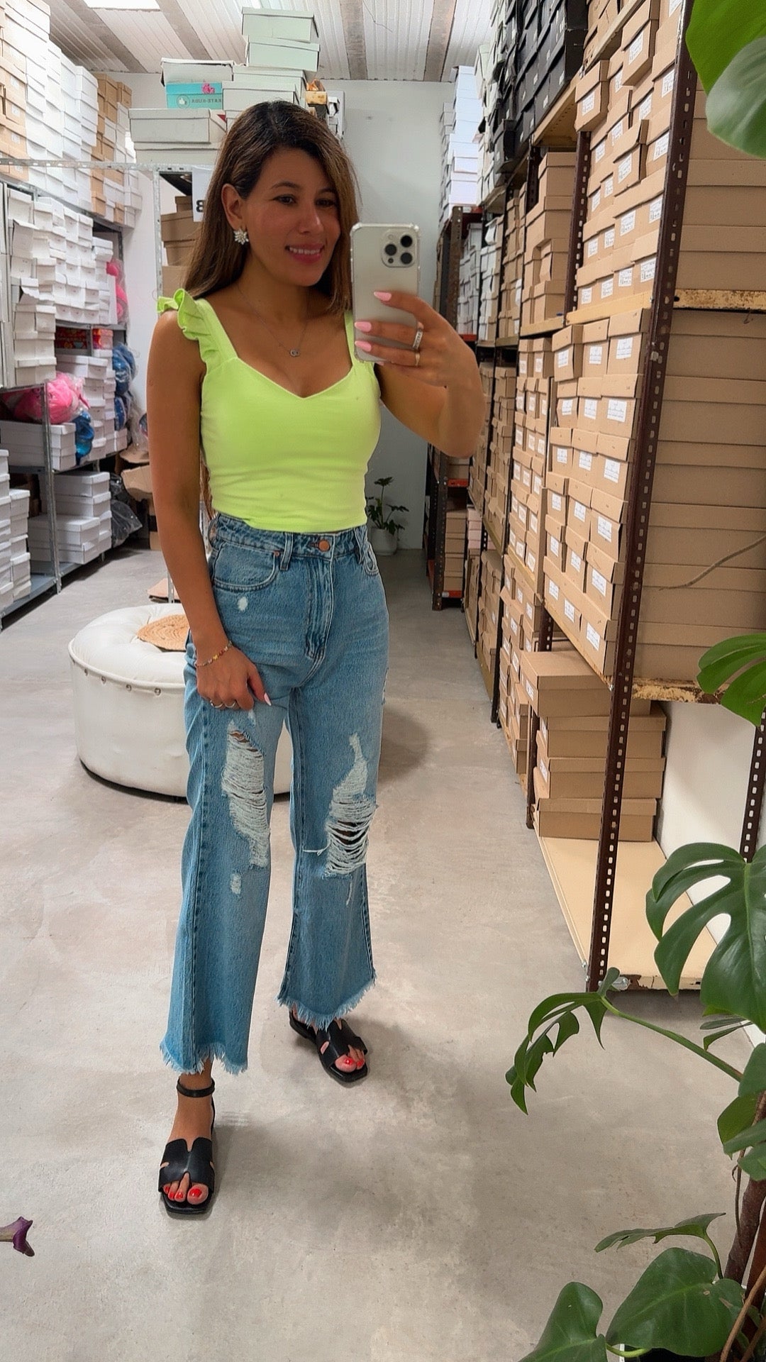 SANDALIAS VIVI NEGRO CORTE H CON PULSERA - Main Image