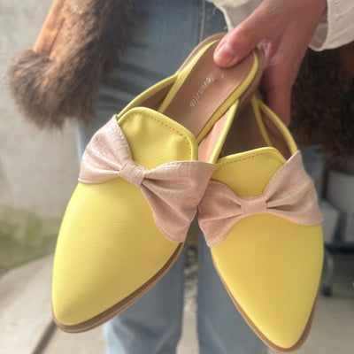 ZUECOS SABRINA LIMÓN AMARILLO MOÑO NACARADO NUDE CROCO Tipo SLIPPERS