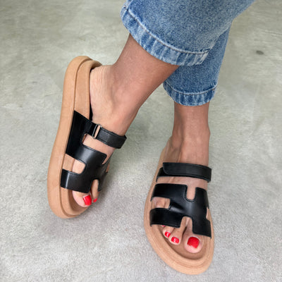 SANDALIAS FAJA HERMES BASE CAPELLADA CUERO TIRA ABROJO (NEGRO)
