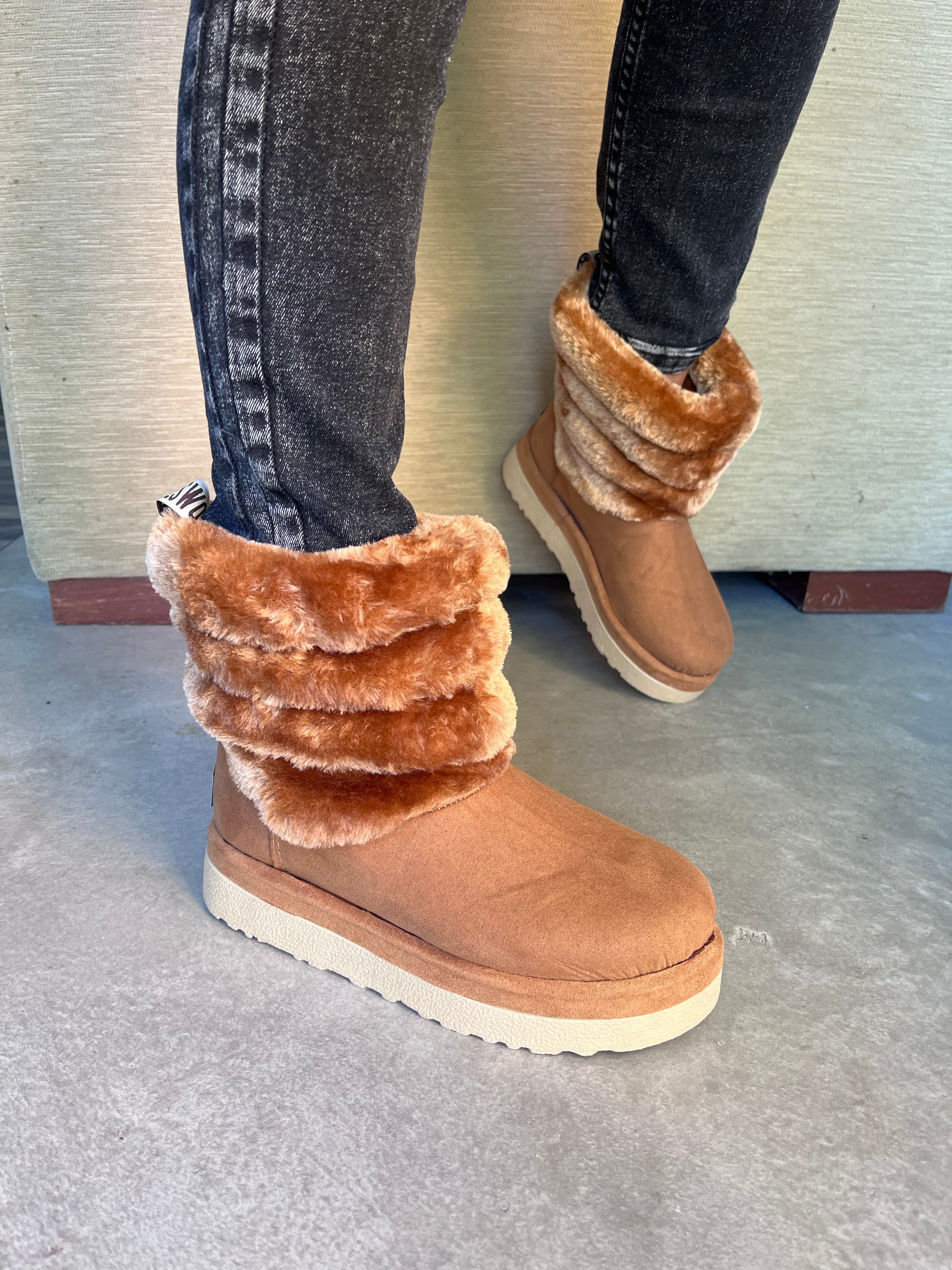 PANTU BOTA ROSINA de MICROFIBRA con PELUCHE Pasionaria