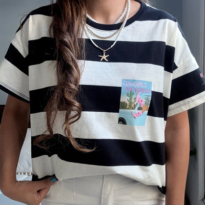 REMERA ARATI COWGIRLS RAYADA CUELLO REDONDO CON MANGAS (Ed. limitada MANANTIALES 111)