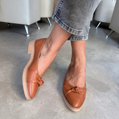 ZAPATO GALA SUELA NUDO SUELA Y TACO PUNTA FINA