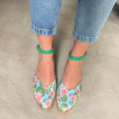CHATITAS GUILLERMINA NINITA IRUPE CELESTE CON TALON VERDE CORTE CORAZÓN PULSERA PUNTA FINA