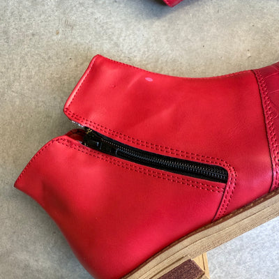 BOTINETA DANILA CIERRES ROJO 2da seleccion