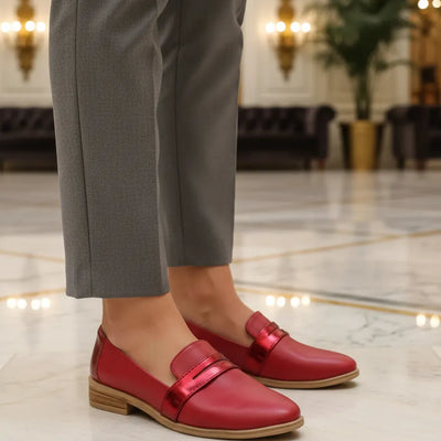 ZAPATOS MOCASINES CHATITAS IORIS ROJO con VINCHA Y TALONERA ROJO METALIZADO