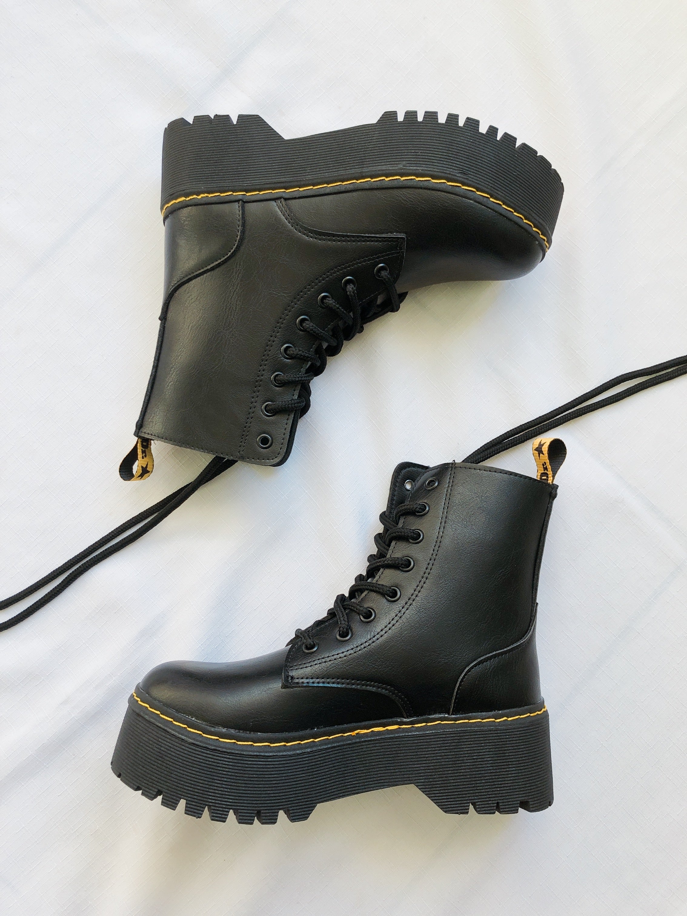 BORCEGO CORINA con BASE ACORDONADO Pasionaria